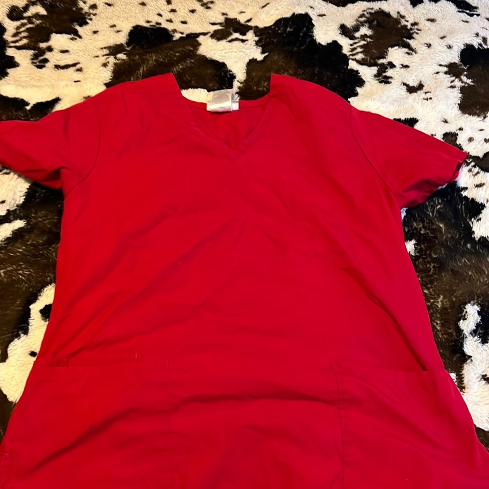 Scrub top